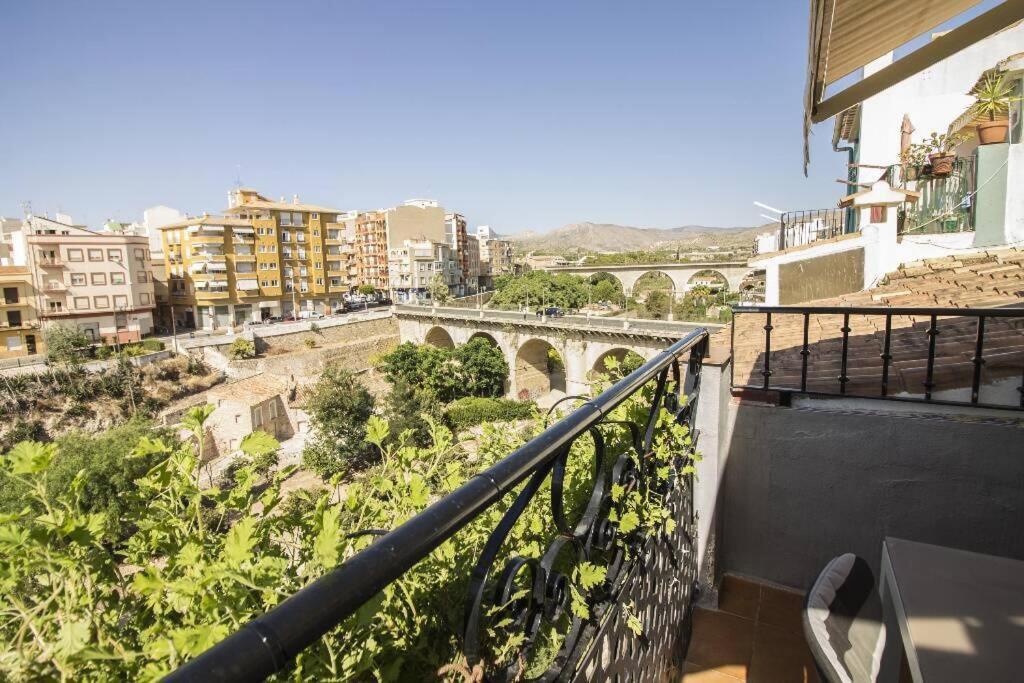 Preciosa Casa En Vilajoyosa Con Vistas Al Mar En Las Casas Colgantes Del Casco Antiguo 比利亚霍约萨 外观 照片