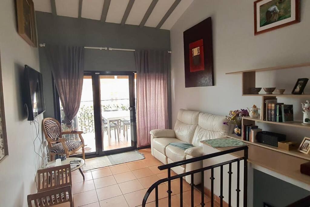 Preciosa Casa En Vilajoyosa Con Vistas Al Mar En Las Casas Colgantes Del Casco Antiguo 比利亚霍约萨 外观 照片