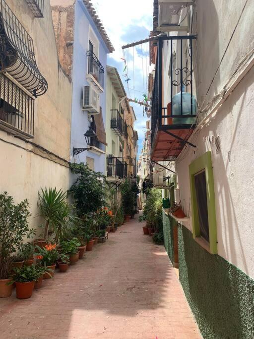 Preciosa Casa En Vilajoyosa Con Vistas Al Mar En Las Casas Colgantes Del Casco Antiguo 比利亚霍约萨 外观 照片