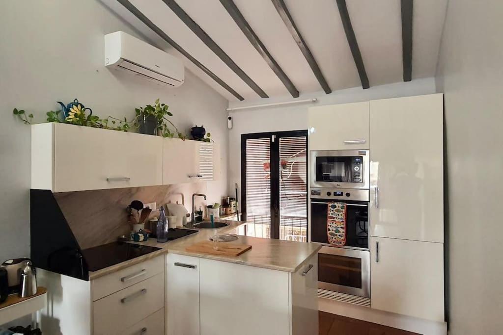 Preciosa Casa En Vilajoyosa Con Vistas Al Mar En Las Casas Colgantes Del Casco Antiguo 比利亚霍约萨 外观 照片
