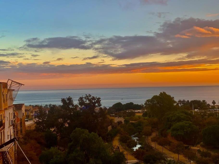 Preciosa Casa En Vilajoyosa Con Vistas Al Mar En Las Casas Colgantes Del Casco Antiguo 比利亚霍约萨 外观 照片